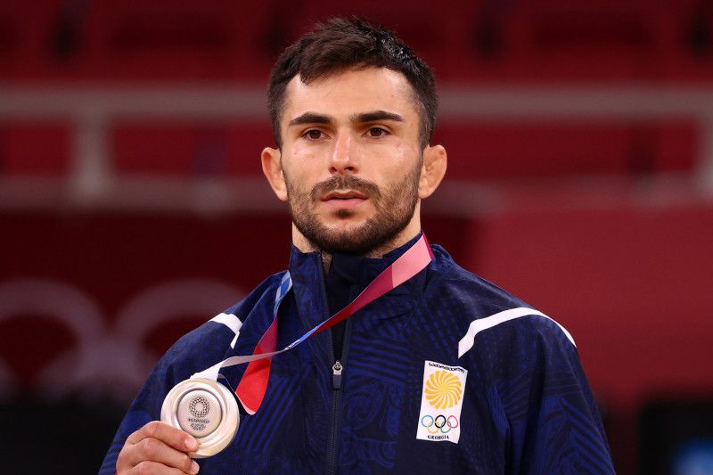 2021-07-25T113254Z_1740777846_SP1EH7P0VLM4P_RTRMADP_3_OLYMPICS-2020-JUD-M-66KG-M
