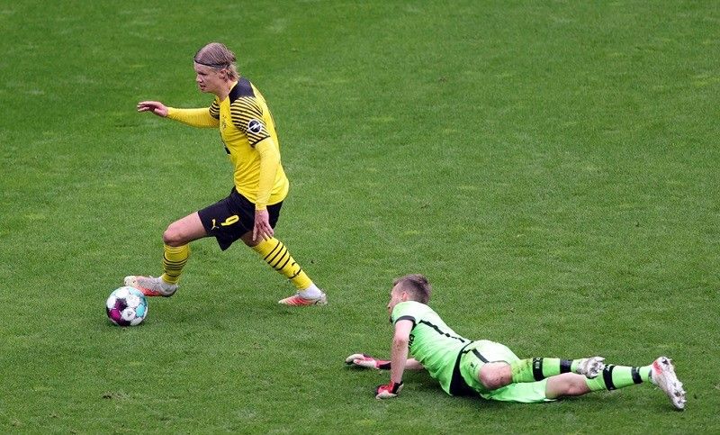 erling haaland -dortmund-leverkusen