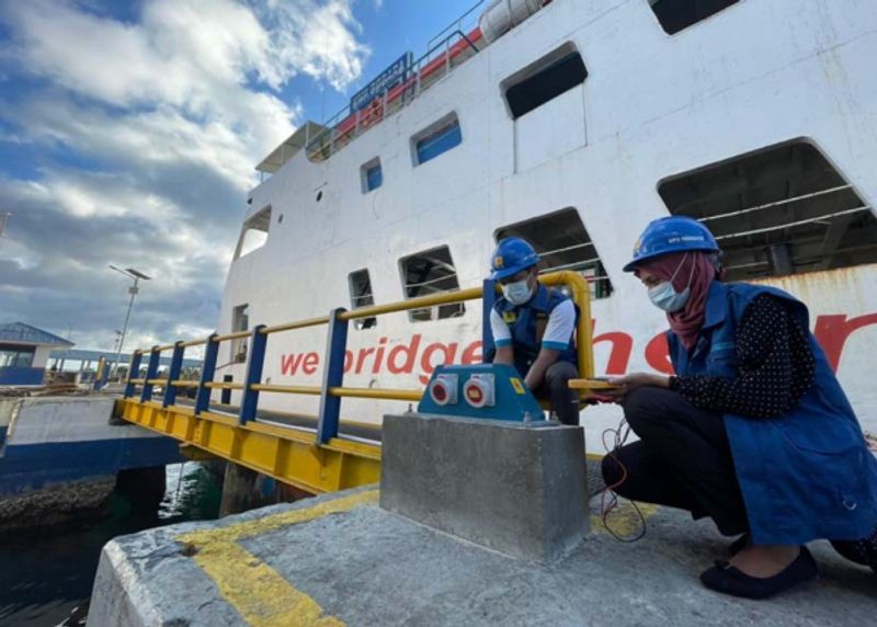 p_dukung_sektor_perikanan_dan_kelautan_pln_bangun_anjungan_listrik_pertama_di_te