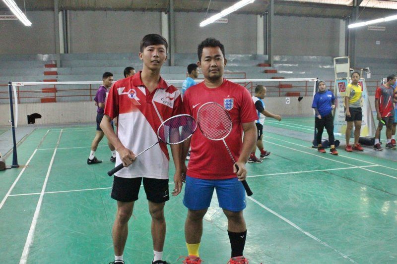 dheva-batminton