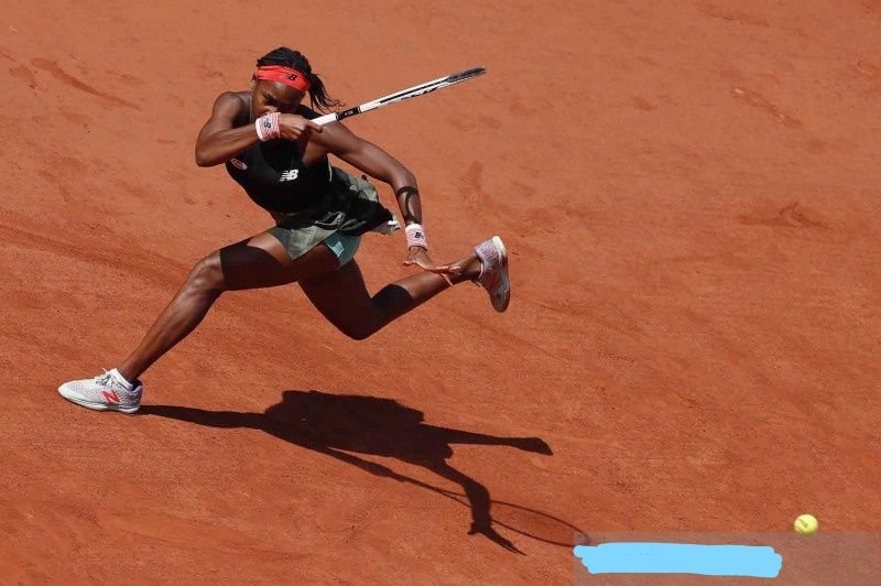 2021-06-09T092941Z_1117617628_UP1EH690QDFEZ_RTRMADP_3_TENNIS-FRENCHOPEN_LI