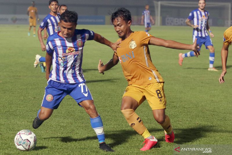 BhayangkaraFC-VS-Persiraja-Aceh-29082021-Bal-4