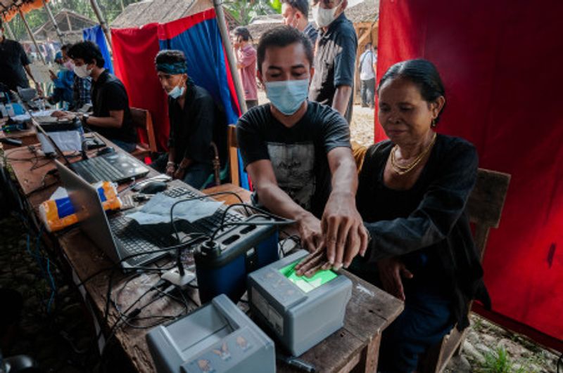 PEREKAMAN e Ktp atau KTP ELEKTRONIK WARGA SUKU BADUY