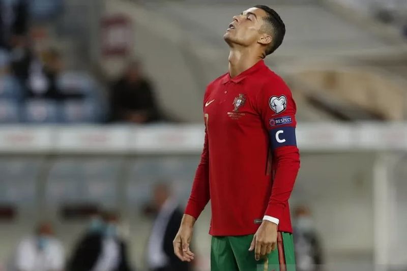cr77