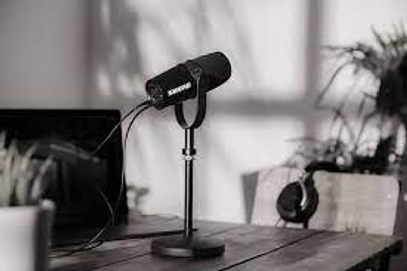 Shure MV7