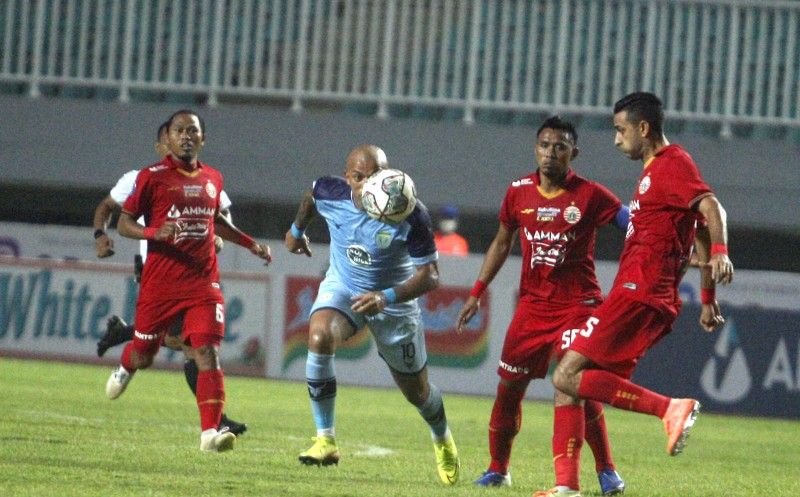 persija-jakarta-lawan-persela