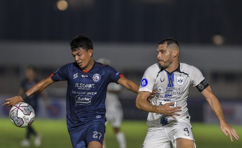 arema-lawan-psis-semarang3