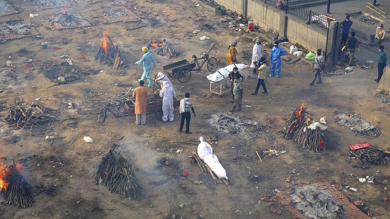 bakar jenazah india