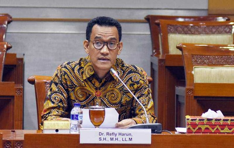 refly harun