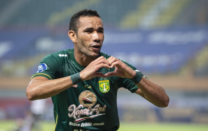 persebaya-kalahkan-persikabo1