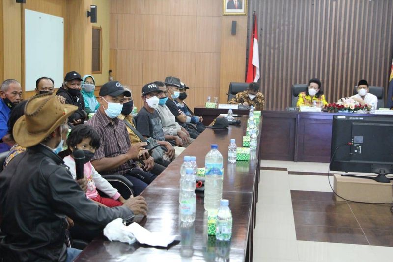berita-20211121_192312-