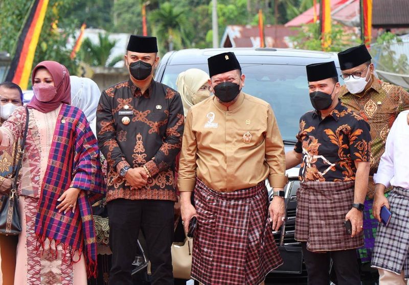 berita-20211127_231348-