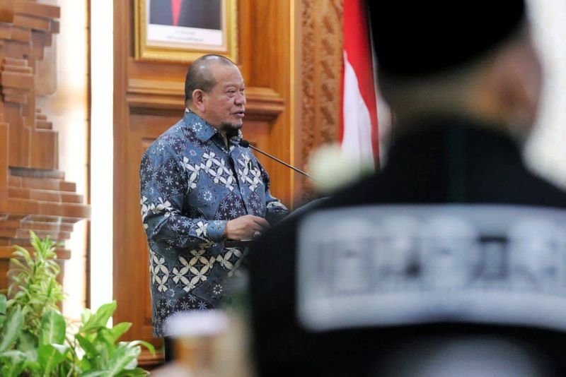 berita-20211204_034214-