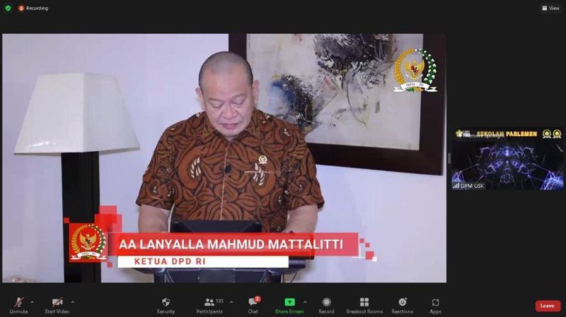 berita-20211211_045340-