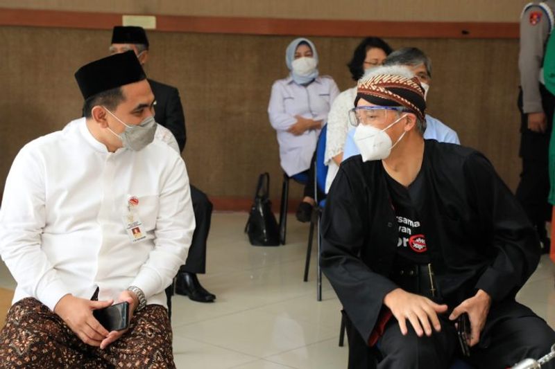 ganjar-vaksin-2-768x512