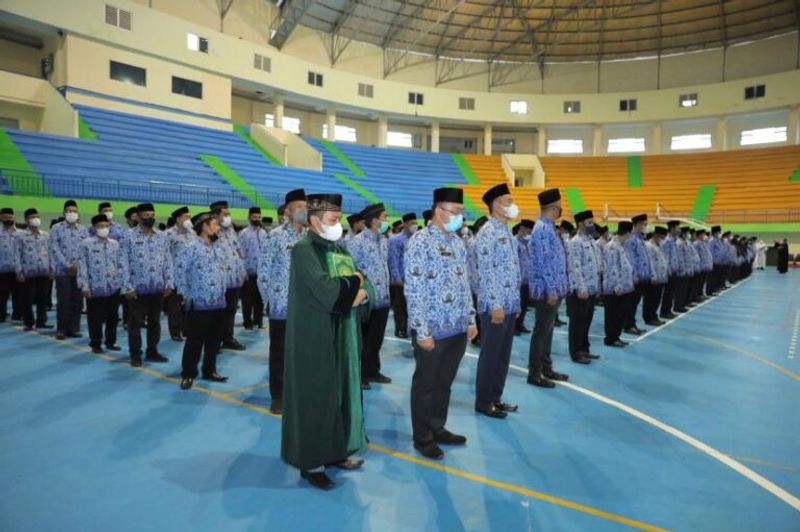 wakil-gubernur-kepulauan-bangka-belitung-babel-abdul-fatah-saat_211230221740-201