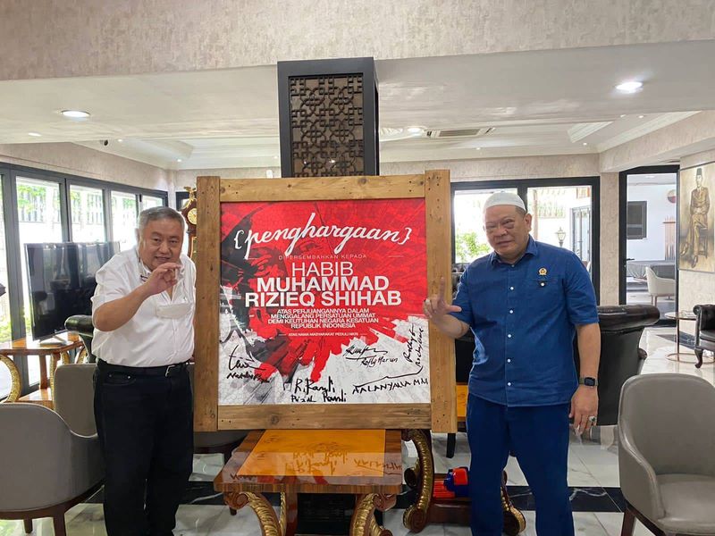 berita-20220101_125304-