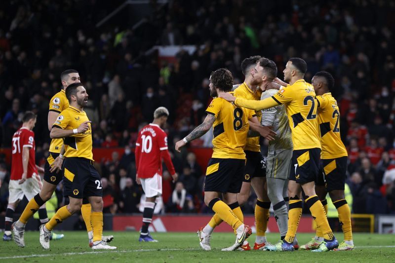 wolves menang atas MU