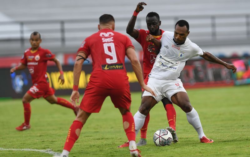 persija-kalah-dari-persipura 0
