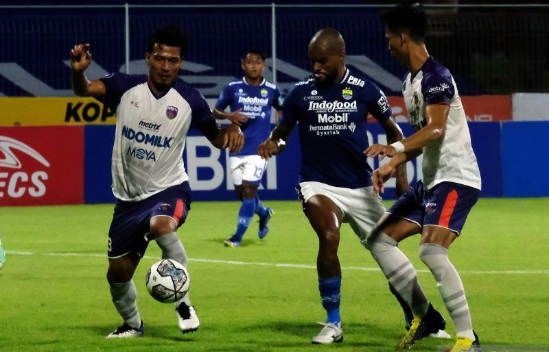 Persita vs persib
