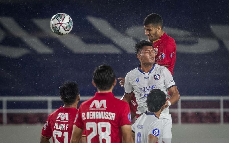 Arema-FC-Kalahkan-Persija