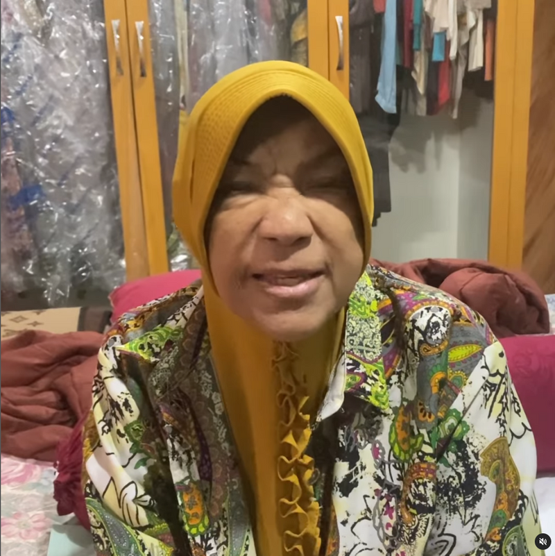Artis Dorce Gamalama Meninggal Dunia