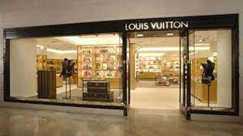 Louis Vuitton Menaikkan Harganya Karena Bahan Baku Yang Semakin Mahal
