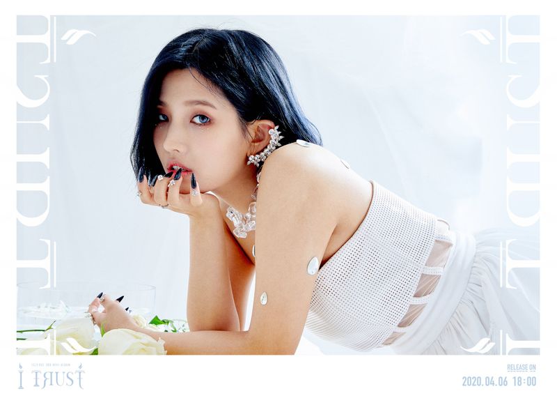gi-dle_i_trust_teaser_2_soyeon