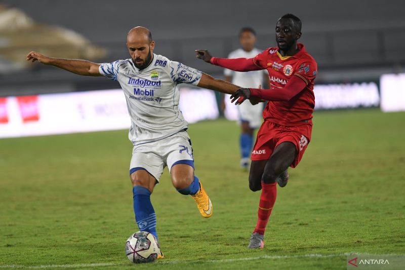 antarafoto-persija-persib-010322-nym-2