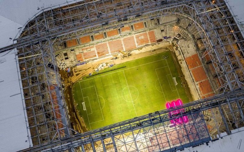 Pencahayaan-Jakarta-International-Stadium