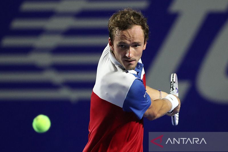2022-02-28T112558Z_1_LYNXMPEI1R0IW_RTROPTP_4_TENNIS-MEXICO_1