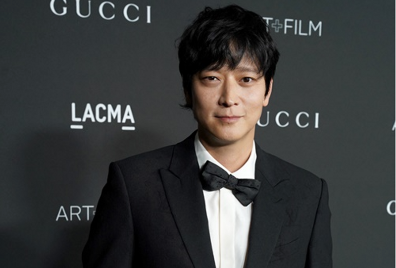 Aktor Kang Dong-won Bergabung Dengan Agensi Hiburan Amerika Serikat, Siap Jajal