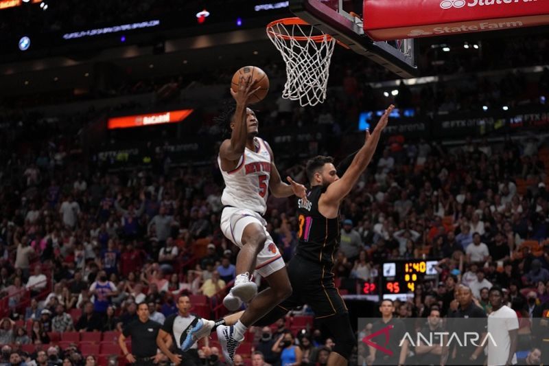 20220325-knicks-heat