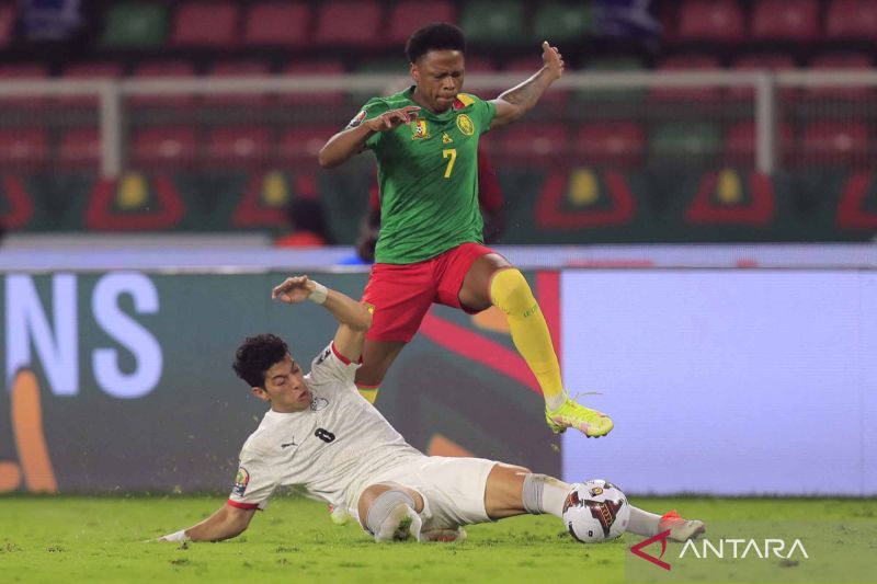 2022-02-03T210523Z_836145111_UP1EI231MKXKN_RTRMADP_3_SOCCER-NATIONS-CAM-EGY-REPO