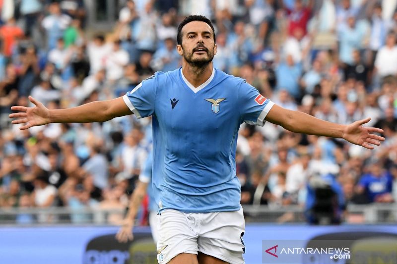 2021-09-26T162947Z_1253046135_UP1EH9Q19TMO4_RTRMADP_3_SOCCER-ITALY-LAZ-ROM-REPOR