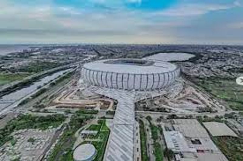 jakarta international stadiom (JIS)