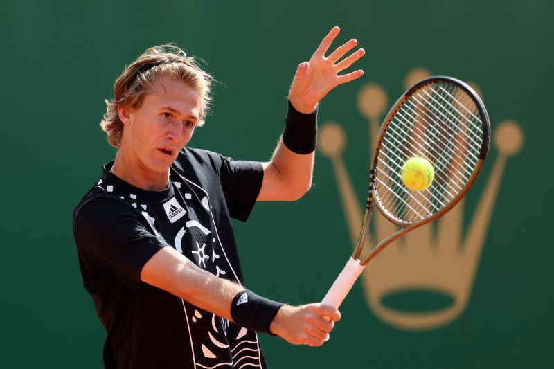 2022-04-13T134212Z_1_LYNXNPEI3C0KO_RTROPTP_4_TENNIS-MONTECARLO