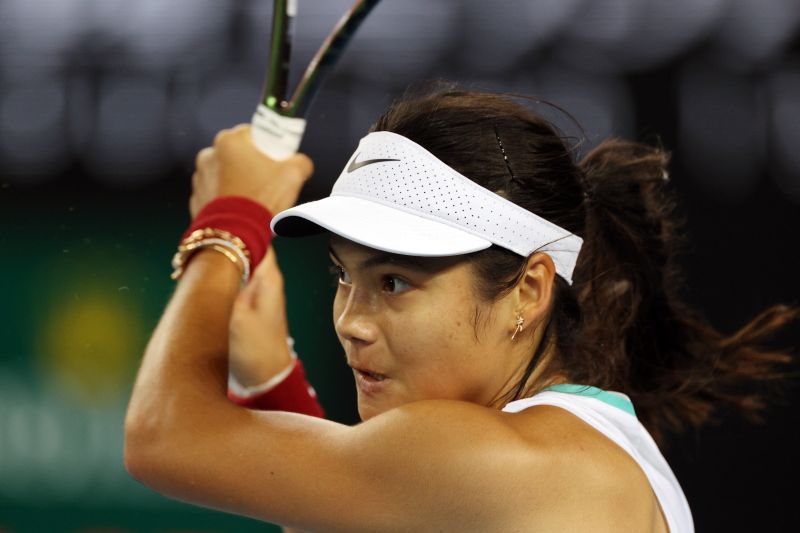 2022-04-15T151001Z_1_LYNXNPEI3E0E7_RTROPTP_4_TENNIS-AUSOPEN