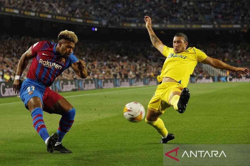 2022-04-18T203922Z_926948931_UP1EI4I1LDKWY_RTRMADP_3_SOCCER-SPAIN-FCB-CCF-REPORT