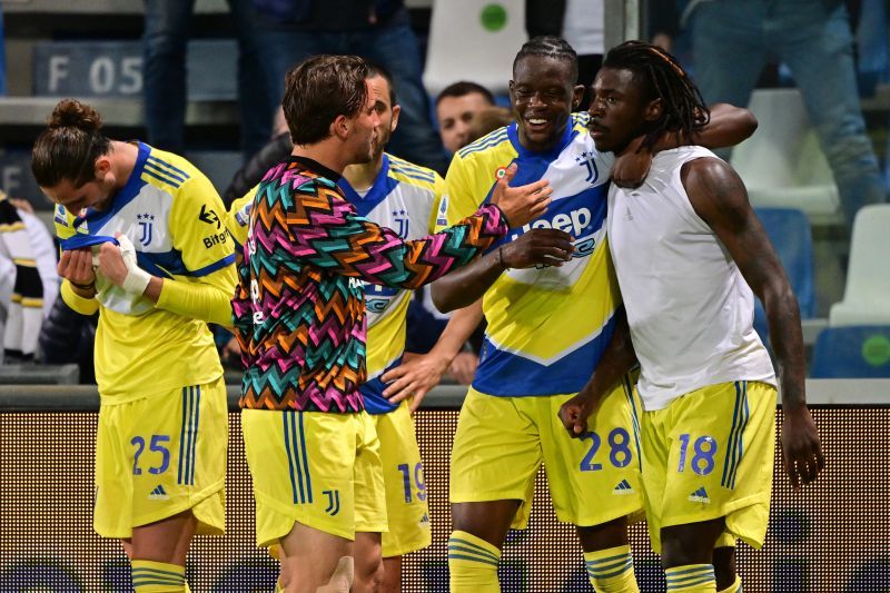2022-04-25T203800Z_1381396929_UP1EI4P1LBABT_RTRMADP_3_SOCCER-ITALY-SAS-JUV-REPOR