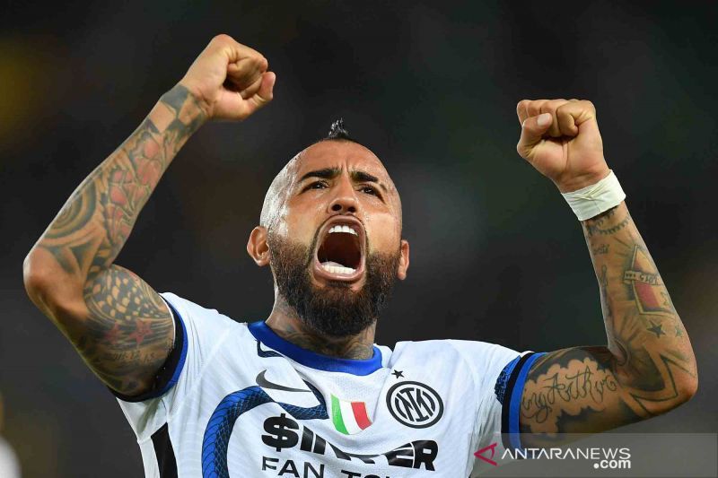 2021-08-27T205204Z_1753921151_UP1EH8R1LKUA0_RTRMADP_3_SOCCER-ITALY-HEL-INT-REPOR