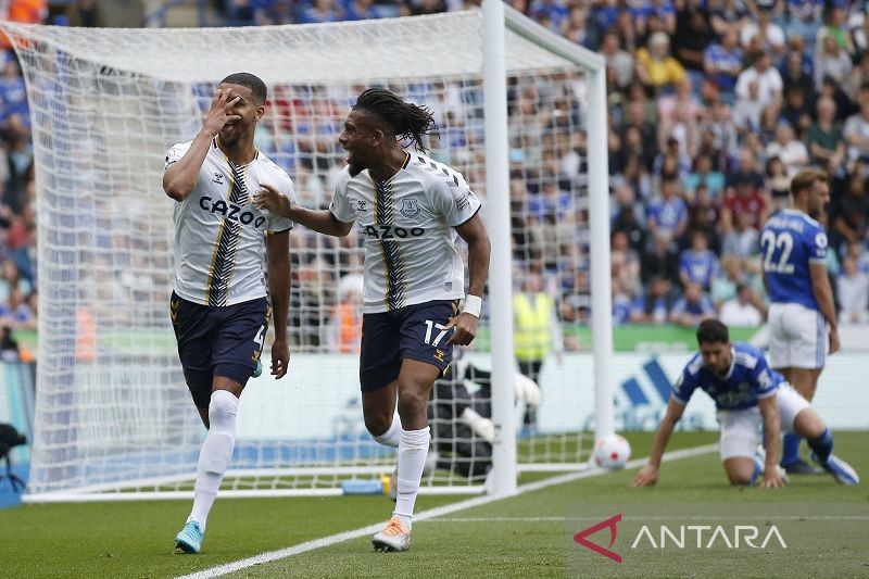 20220508-everton-leicester