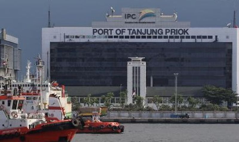 pelabuhan tanjung priok
