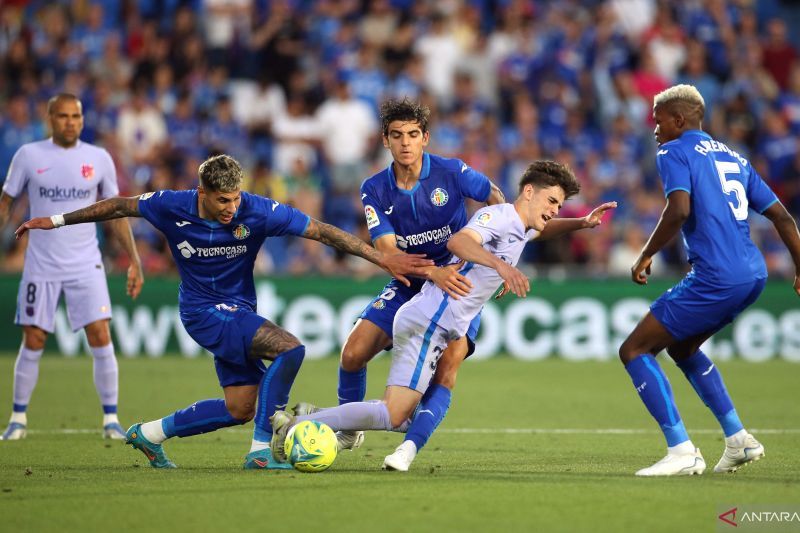 2022-05-15T191923Z_1202021826_UP1EI5F1HO974_RTRMADP_3_SOCCER-SPAIN-GET-FCB-REPOR