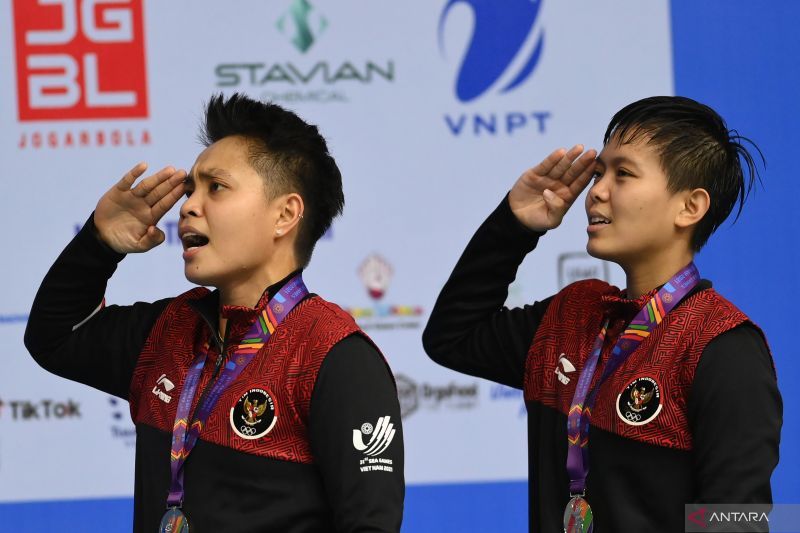 antarafoto-bulu-tangkis-beregu-putri-indonesia-raih-emas-22052022-zk-3