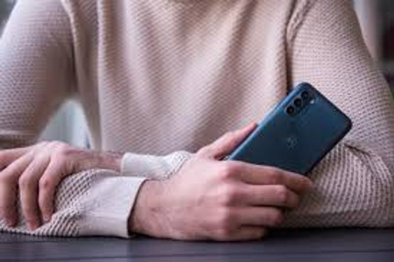 moto G42