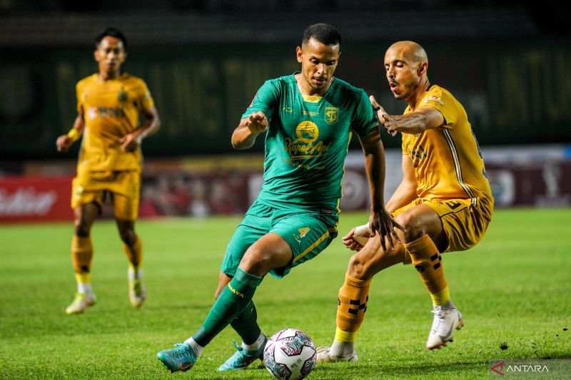 antarafoto-bhayangkara-fc-melawan-persebaya-surabaya-130622-rai-3