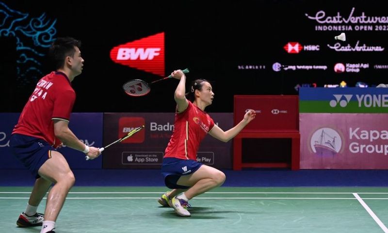 zheng-si-wei-dan-huang-ya-qiong