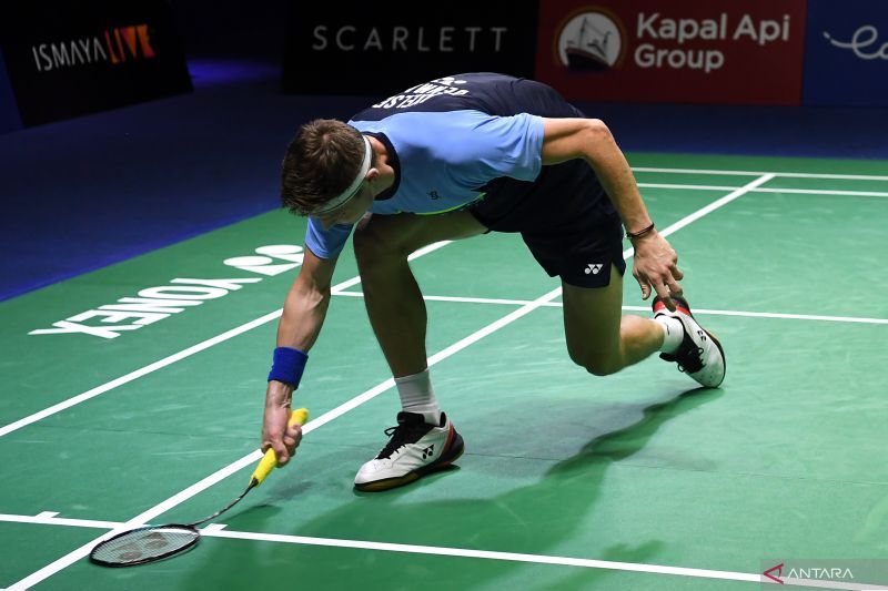 antarafoto-viktor-axelsen-melaju-final-180622-sgd-7