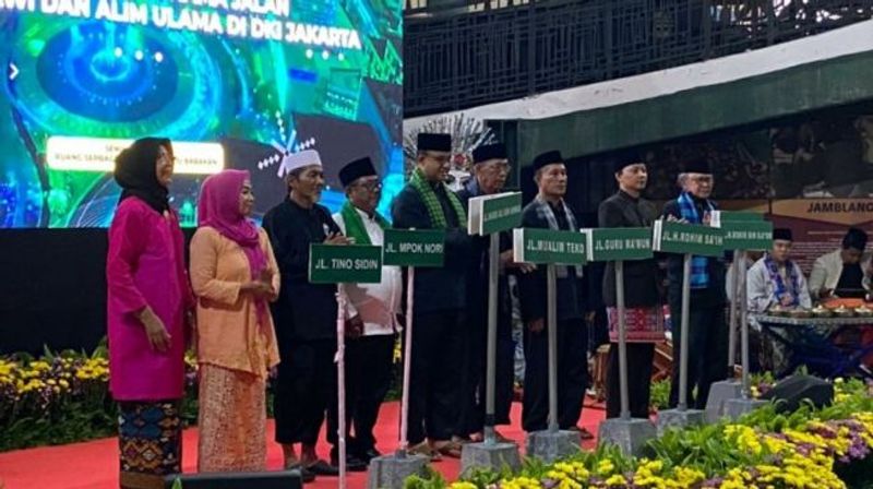 44519-gubernur-dki-jakarta-anies-baswedan-di-setu-babakan